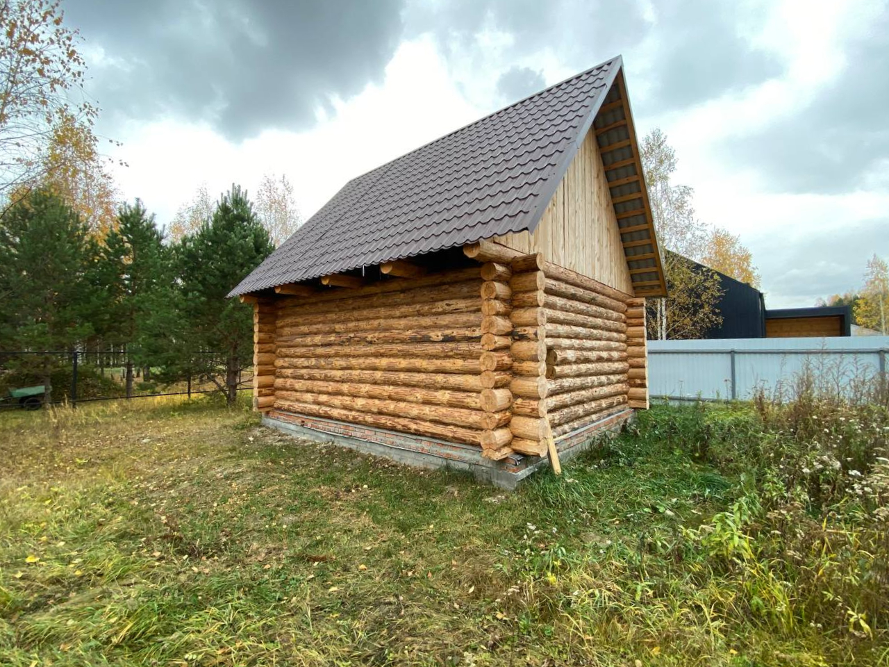 Баня из рубленного бревна